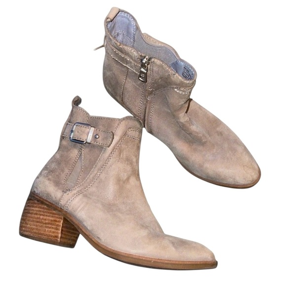 🌹LUCCA LANE ANKLE BOOTS - Picture 1 of 6